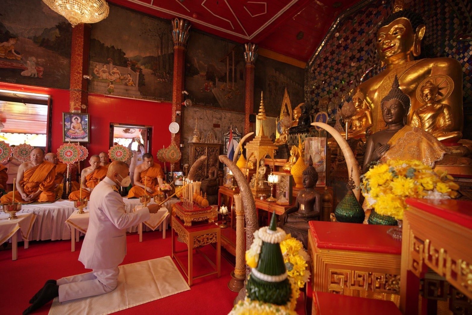 วัดพระธาตุดอยสุเทพฯ ประกอบพิธีเจริญพระพุทธมนต์นพเคราะห์เฉลิมพระเกียรติ ถวายพระพรชัยมงคลพระบาทสมเด็จพระเจ้าอยู่หัว