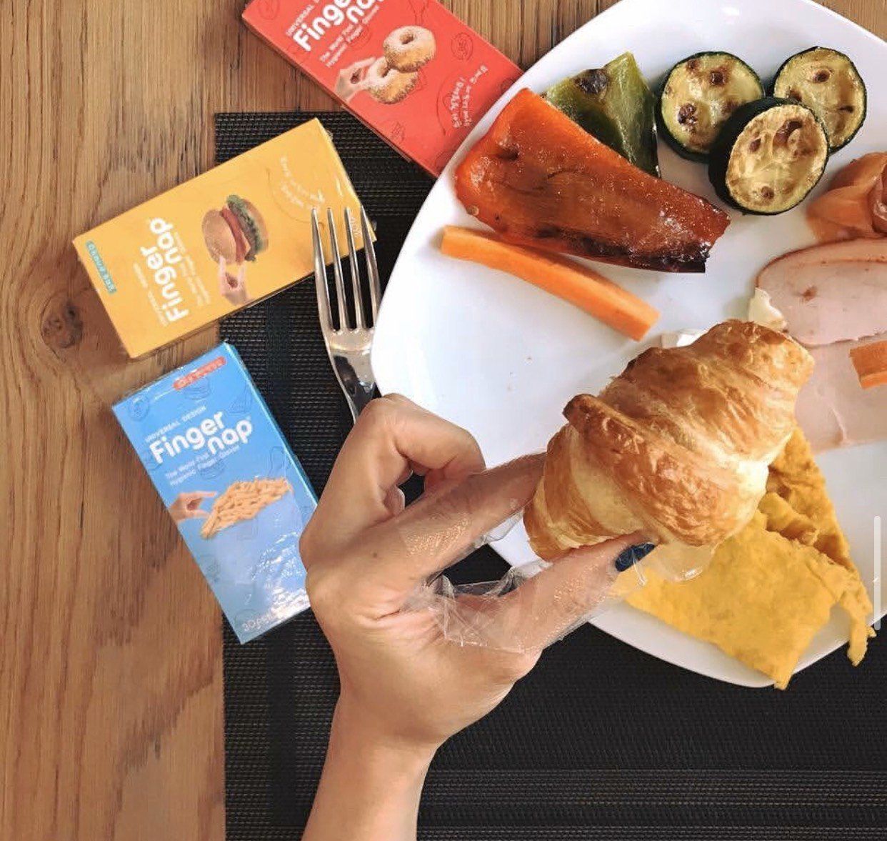 Fingernap - The world first hygienic finger gloves Fingernap - The world first hygienic finger gloves