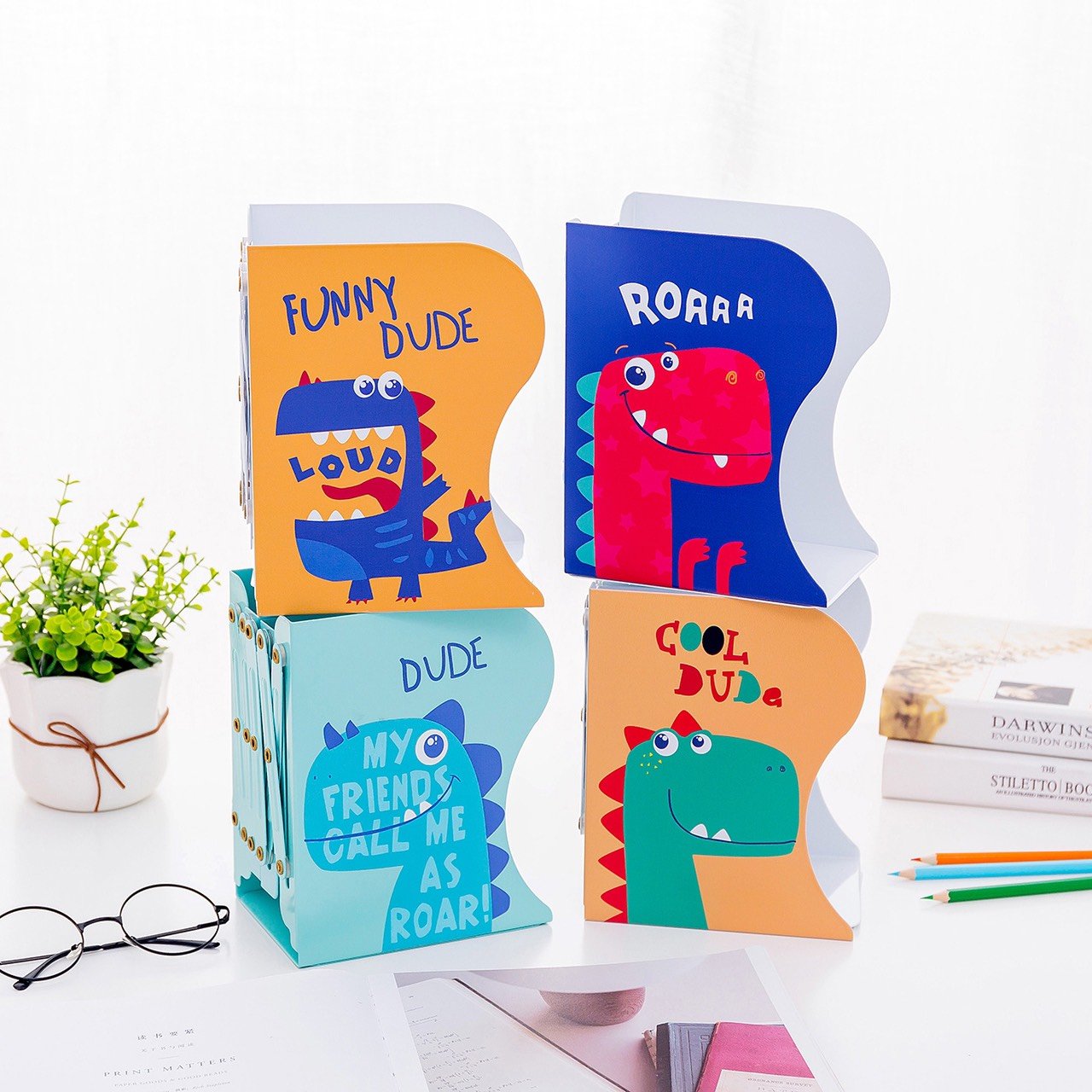 Dino shelf book ชั้นวางหนังสือ ยืดได้หดได้ Dino shelf book ชั้นวางหนังสือ ยืดได้หดได้