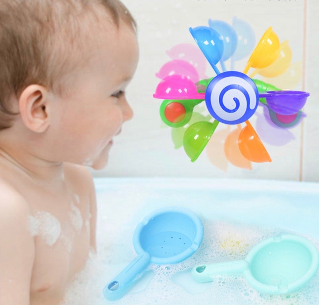 ของเล่นกังหันสีรุ้ง + ที่ตัก 2 ชิ้น ของเล่นกังหันสีรุ้ง + ที่ตัก 2 ชิ้น