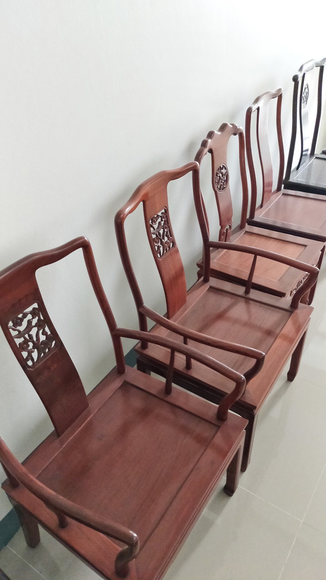 solid wood classic chair style in asian classic apartment decor