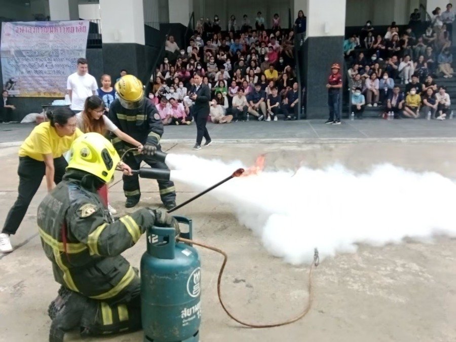 มืออบรมดับเพลิงขั้นต้นและอพยพหนีไฟ-2569