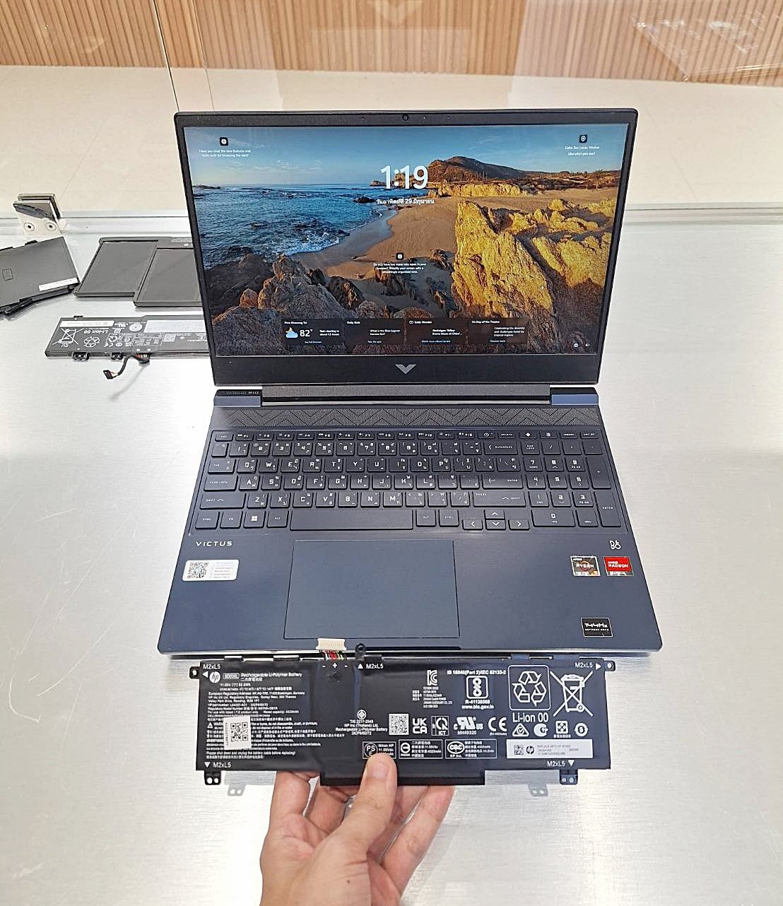 เปลี่ยนแบต HP Victus แบตเสื่อม จัดอะไหล่ให้ทันที ไม่ต้องรอ เปลี่ยนแบต HP Victus แบตเสื่อม จัดอะไหล่ให้ทันที ไม่ต้องรอ