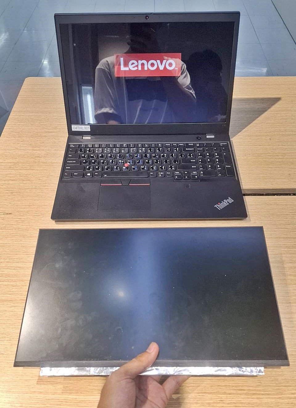 เปลี่ยนจอ Lenovo ThinkPad L15 