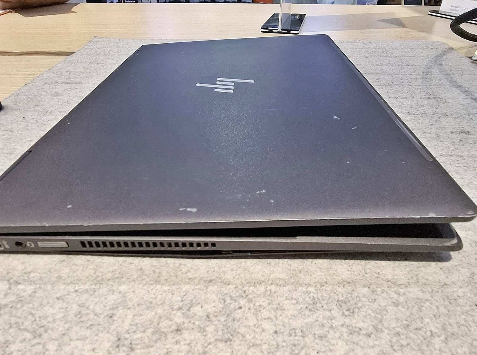 เปลี่ยนแบตHP Envy X360 อย่างปลอดภัย แบตตรงรุ่น งานเนียบ พร้อมอัปเกรด SSD ได้ในที่เดียว