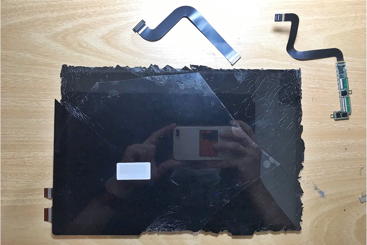 Surface Pro 5 จอแตก Surface Pro 5 จอแตก