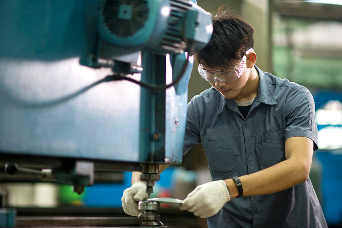 Punching Machine for drilling steel.