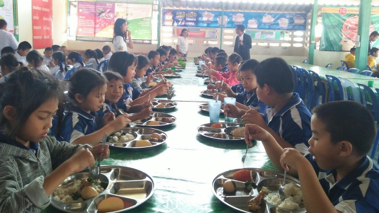 ป.ป.ช.ลำปางทำงานเชิงรุกสุ่มตรวจเฝ้าระวังการทุจริตอาหารกลางวันในโรงเรียนทั่วลำปาง
