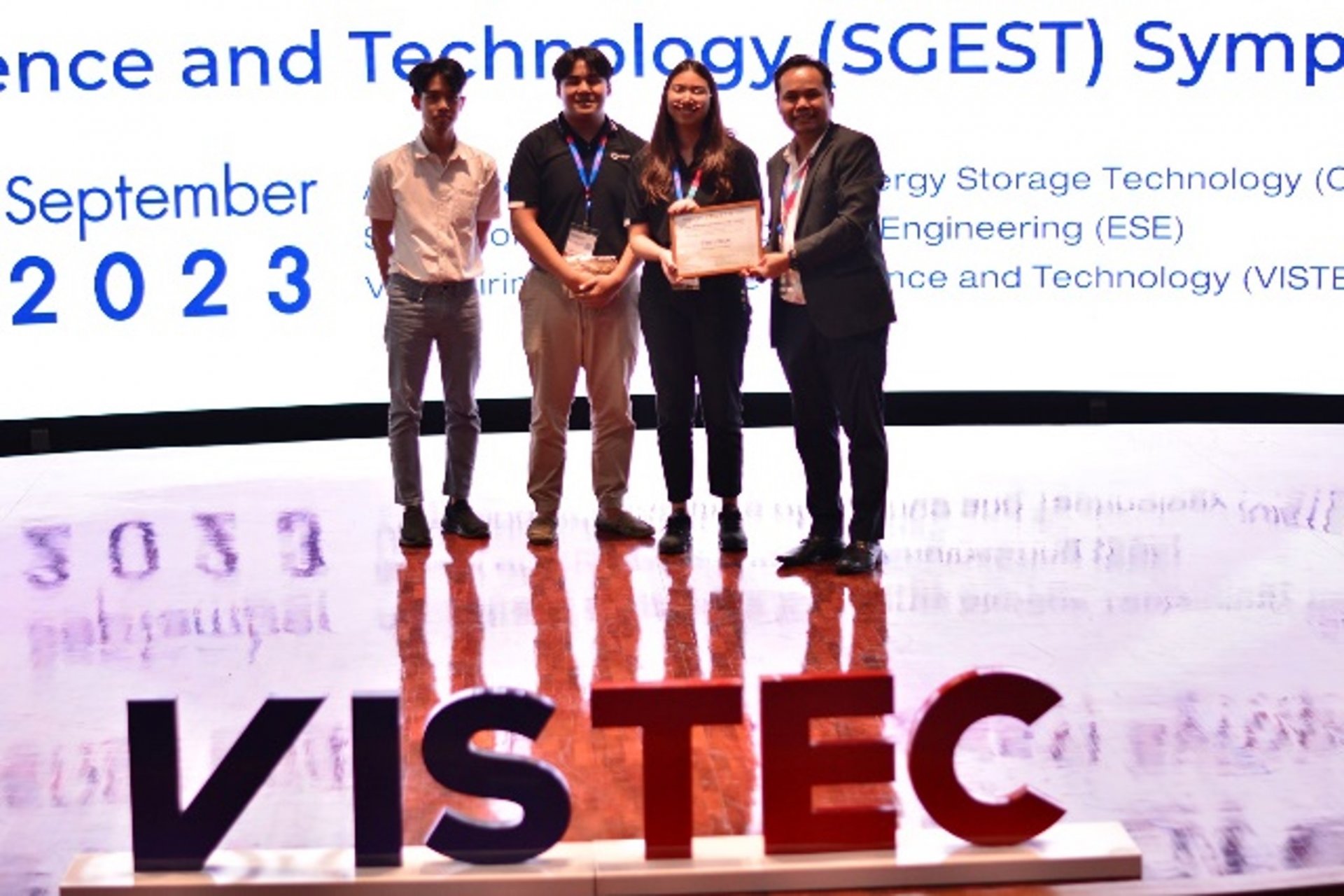 Kan Homlamai "Best Presentation Award" The 1st Sustainable and Green Electrochemical Science andTechnology (SGEST) Symposium 2023