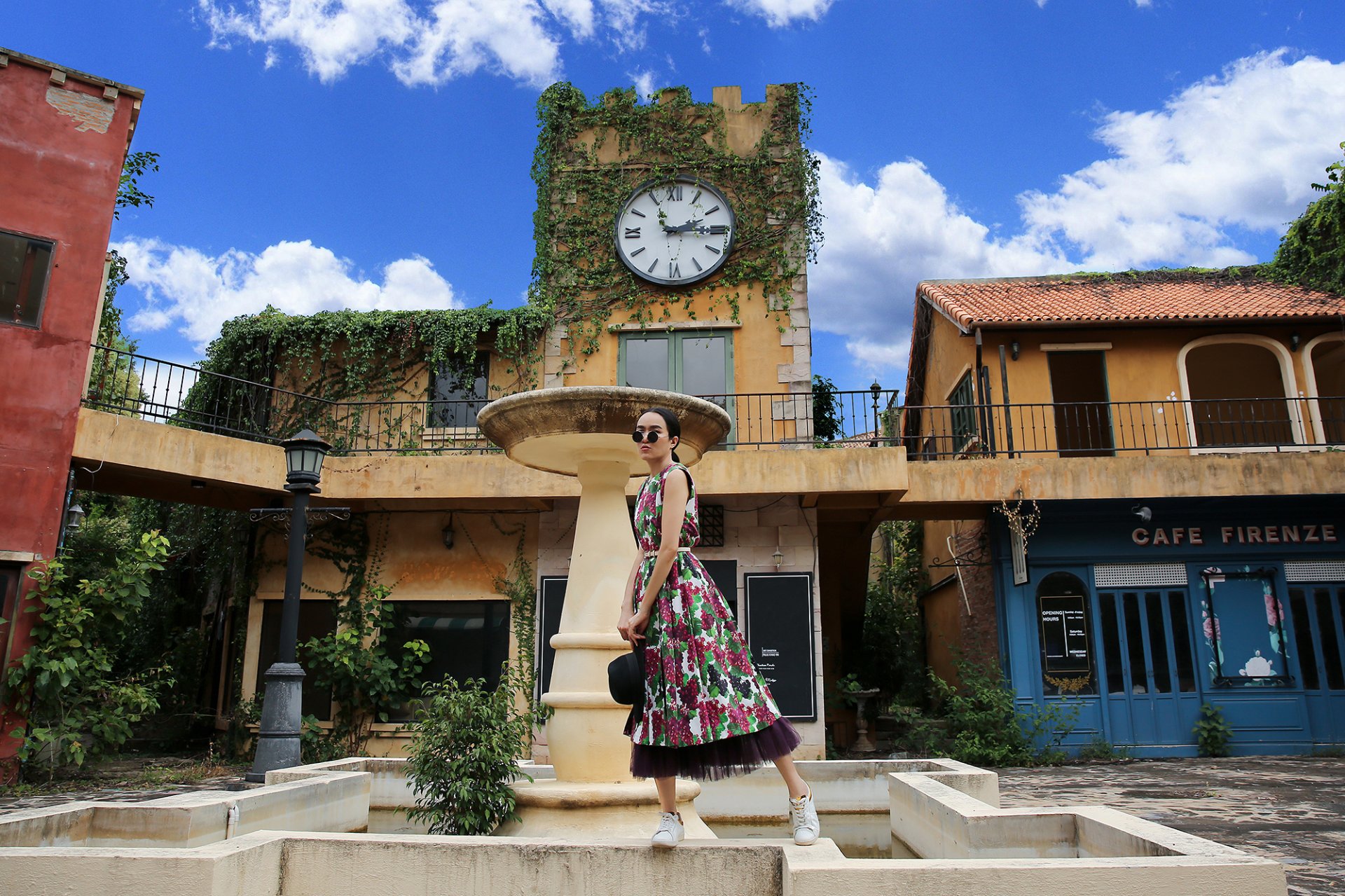 VINTAGE GRAPE VINE PLEATED DRESS เดรสพรีเมี่ยมจับจีบ สไตล์วินเทจ ลายพิมพ์องุ่น 