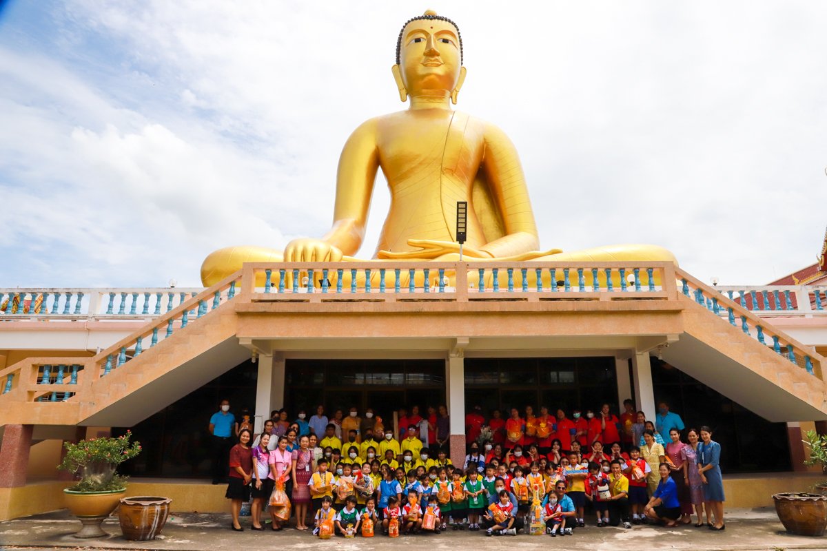 กิจกรรมถวายเทียน  เนื่องในวันเข้าพรรษา ณ วัดสมานราษฎร์สามัคคี 