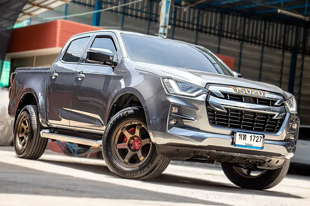 Isuzu D-Max Hi-Lander Cab4 1.9 ZP ยกสูง ตัวท็อป ออฟชั่นครบ เกียร์ออโต้ ในราคาสุดคุ้ม