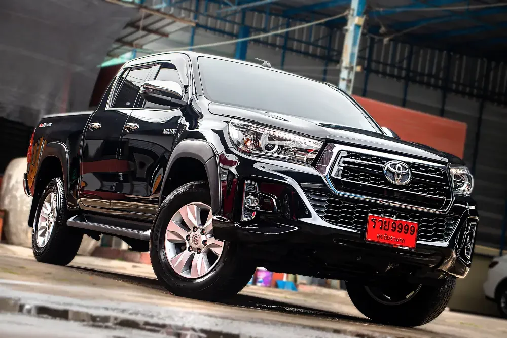 Toyota Hilux REVO DoubleCab Prerunner 2.4 E Plus | มือสอง