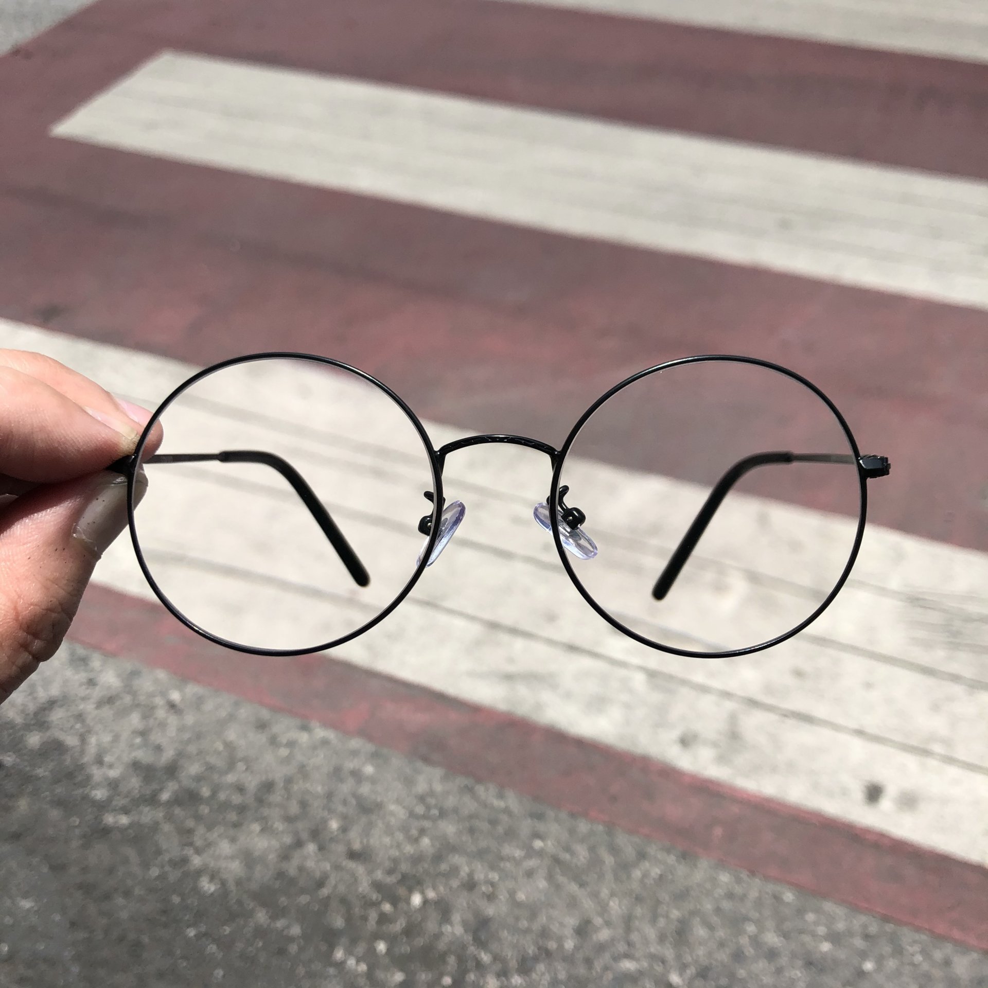 เลนส์ชั้นเดียว มองใกล้-มองไกล เลนส์ชั้นเดียว มองใกล้-มองไกล