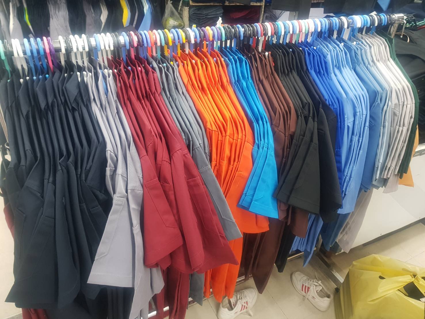 5 เคล็ดไม่ลับสั่งทำเสื้อช็อปยังไง ให้ได้ คุณภาพดีมากที่สุด 5 เคล็ดไม่ลับสั่งทำเสื้อช็อปยังไง ให้ได้ คุณภาพดีมากที่สุด