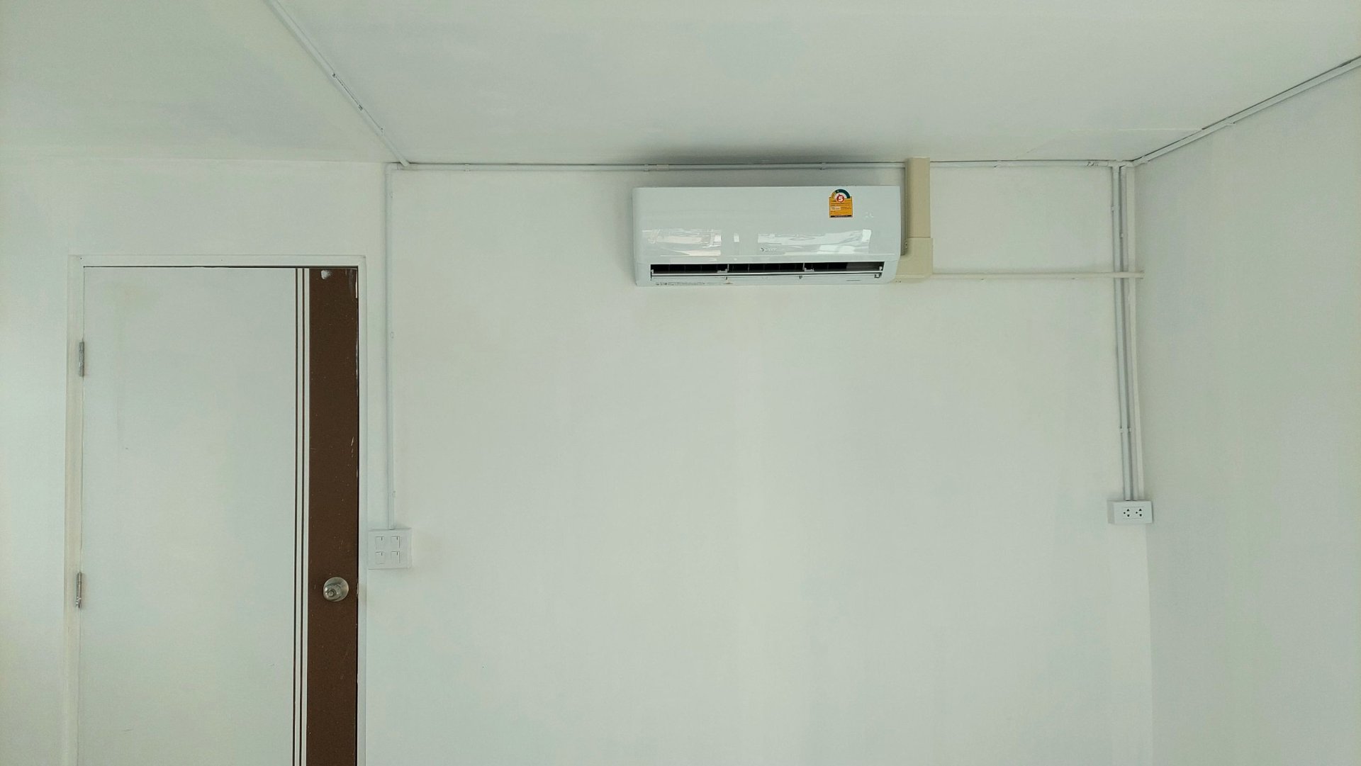 ขอบคุณลูกค้า จัสท์ ไดเมนชั่น GREE / PULAR F1 Fixed Speed R-32