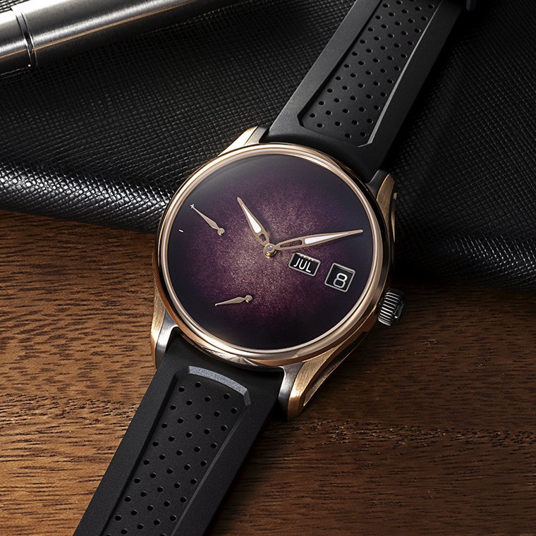 H. MOSER & CIE. Pioneer Perpetual Calendar Concept MD Purple Enamel Sincere Platinum Jubilee Edition