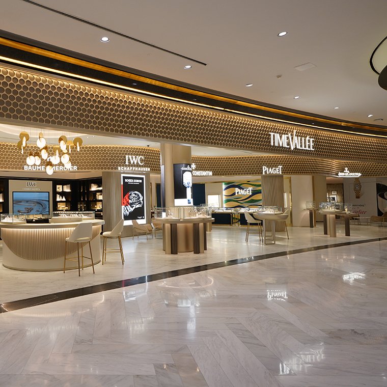 TIMEVALLÉE The new experience of multi-brand watch boutique TIMEVALLÉE The new experience of multi-brand watch boutique