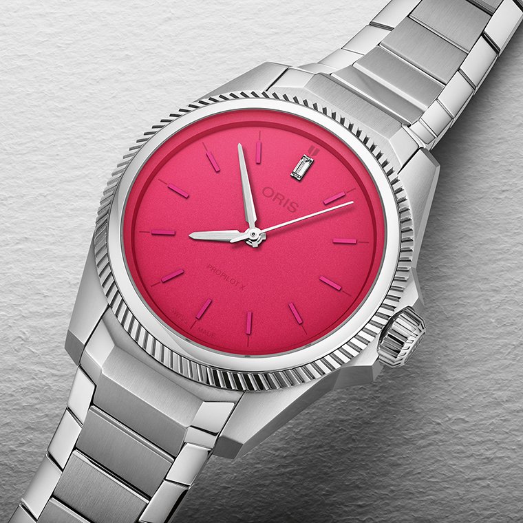 ORIS ProPilot X Miss Piggy Edition 