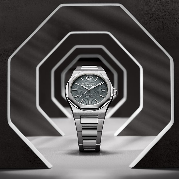 GIRARD-PERREGAUX Laureato 42mm