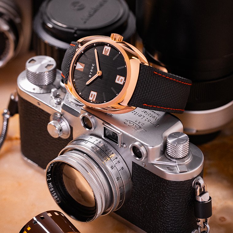 BYRNE Watch Black and Green Pink Gold