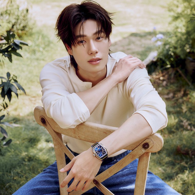 FRANCK MULLER Vanguard Sport Asia Pacific Exclusive