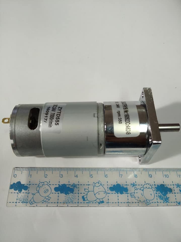 DC Motor Gear 24V 350rpm แกนขนาด 6mm ตัวใหญ่ **สั่งล่วงหน้า**