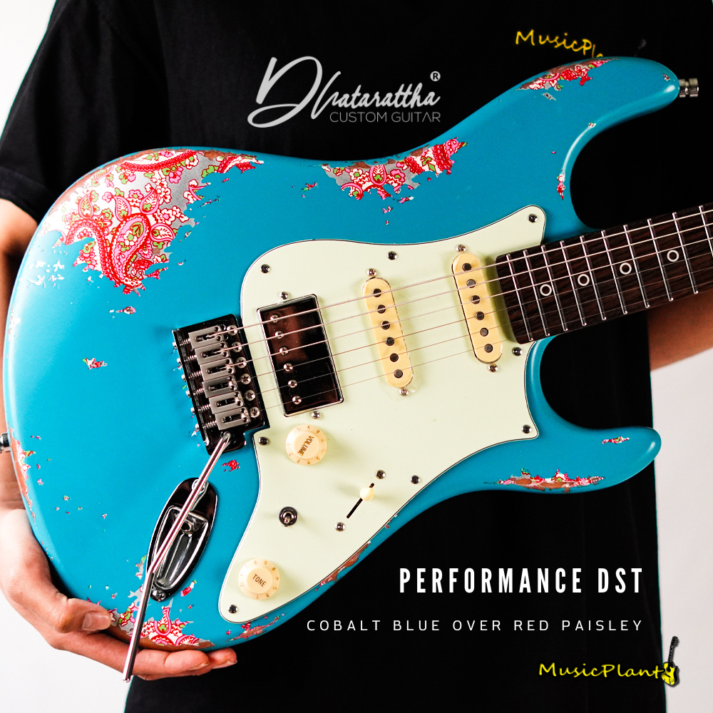 Dhatarattha - Performance DST | Cobalt Blue Over Red Paisley