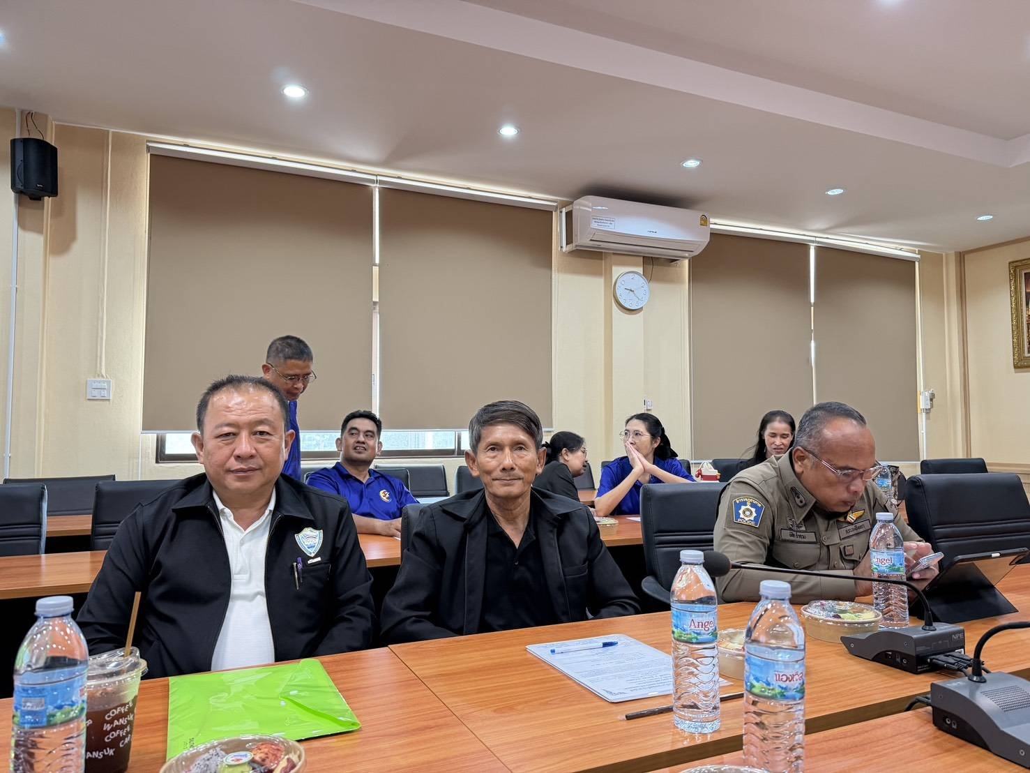 นายทนงศักดิ์ ทรัพย์เฟื่องฟู รองประธานหอการค้าฯ ร่วมประชุมคณะกรรมการพัฒนาคุณภาพชีวิตระดับอำเภอ (พช.อ) อำเภอบางน้ำเปรี้ยว  ในวันพุธที่ 8 กรกฎาคม 2569 เวลา 09.30 น.ณ ห้องประชุมอำเภอบางน้ำเปรี้ยวชั้น 2 ที่ว่าการอำเภอบางน้ำเปรี้ยว 
