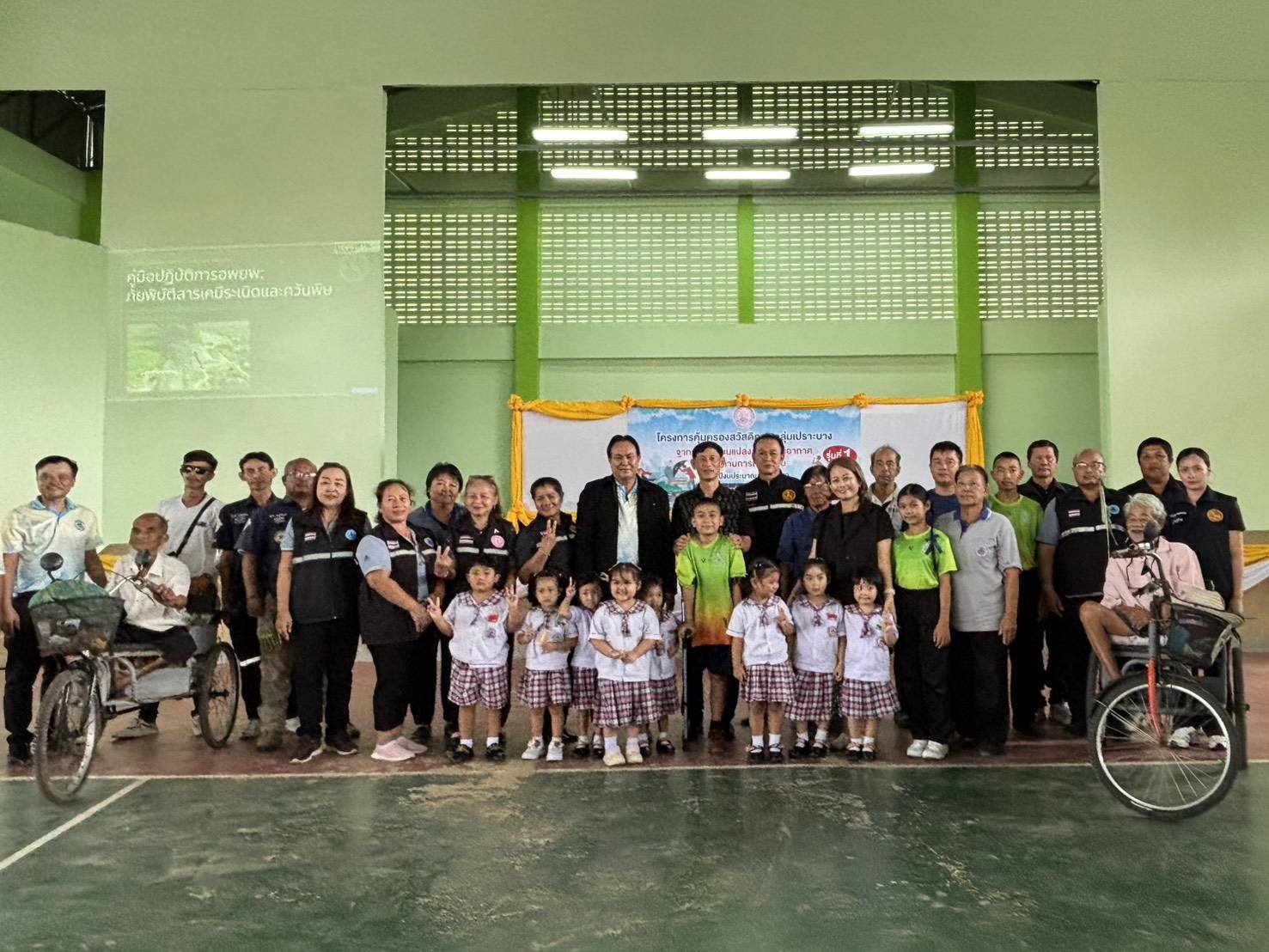  วันพฤหัสบดีที่ 16 กรกฎาคม 2569 เวลา 09.00 น. เป็นต้นไป นายบุญสืบ ชัยสายัณห์ รองประธานหอการค้า ร่วมโครงการคุ้มครองสวัสดิภาพกลุ่มเปราะบางพร้อมรับปรับตัวจากการเปลี่ยนแปลงสภาพภูมิอากาศและสถานการณ์ฉุกเฉิน ปีงบประมาณ พ.ศ.2569 รุ่นที่ 1 ณ อาคารเฉลิมพระเกียรติ ม