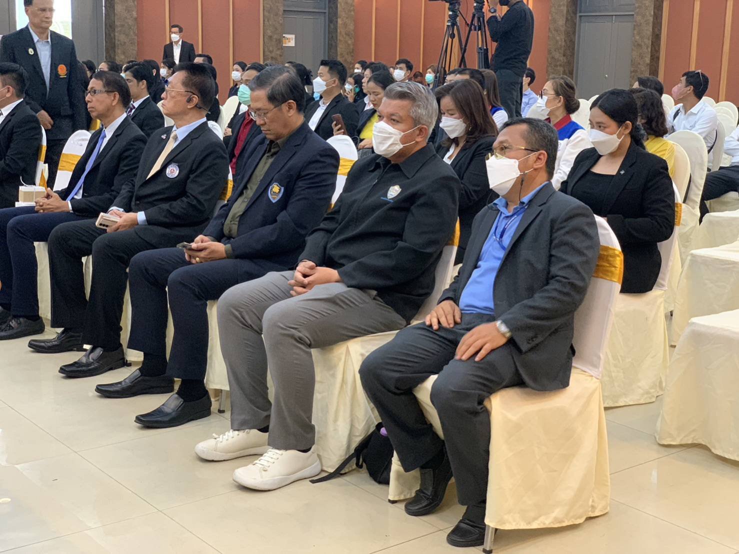 หอการค้าจังหวัดฉะเชิงเทรา ร่วมเป็นเกียรติในพิธีลงนามบันทึกข้อตกลงความร่วมมือ (MOU) เรื่อง การบูรณาการองค์ความรู้ และการแลกเปลี่ยนข้อมูลด้านประกันภัย ในเขตพัฒนาพิเศษภายตะวันออก (EEC) หอการค้าจังหวัดฉะเชิงเทรา ร่วมเป็นเกียรติในพิธีลงนามบันทึกข้อตกลงความร่วมมือ (MOU) เรื่อง การบูรณาการองค์ความรู้ และการแลกเปลี่ยนข้อมูลด้านประกันภัย ในเขตพัฒนาพิเศษภายตะวันออก (EEC)