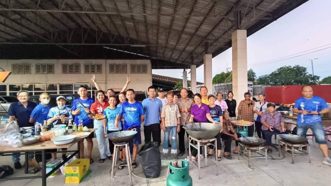 หอการค้าจังหวัดฉะเชิงเทรา จัดทำข้าวกล่อง จำนวน 1,700 กล่อง เพื่อนำไปมอบจัดเลี้ยงนักเรียนและหน่วยงานที่เข้าร่วมขบวนแห่หลวงพ่อโสธรทางบก เนื่องในพิธีเปิดงานนมัสการหลวงพ่อโสธร และงานประจำปีจังหวัดฉะเชิงเทรา เมื่อวันที่ 24 พฤศจิกายน 2566 ขอขอบคุณผู้มีจิตศรัทธา