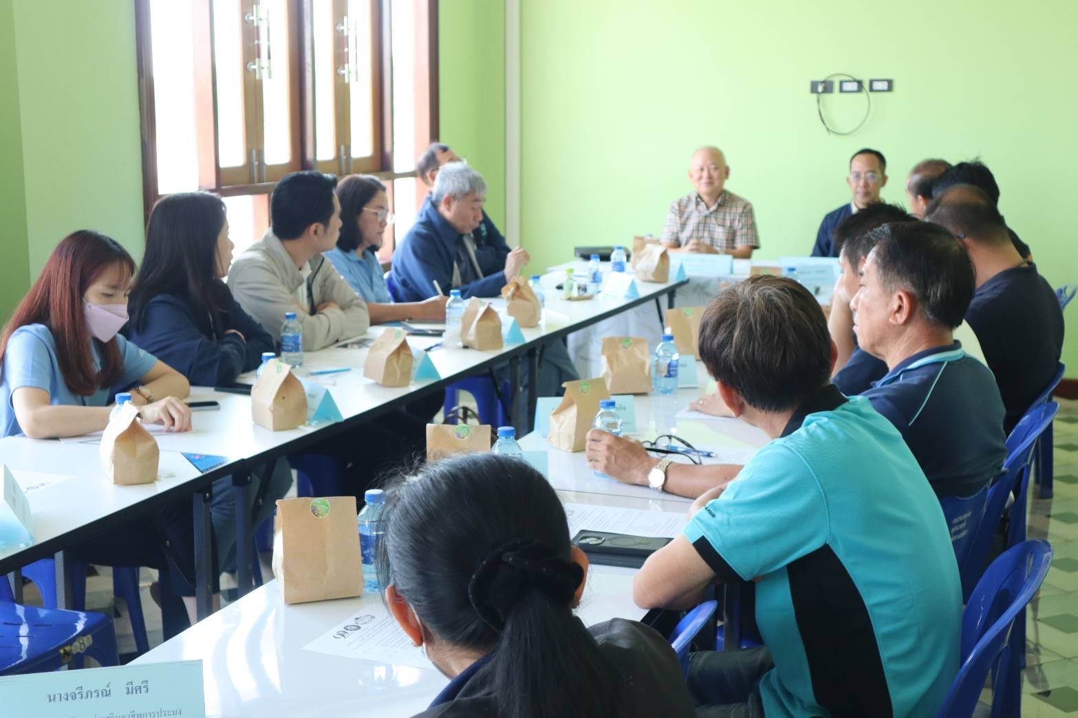 หอการค้าไทยและสภาหอการค้าแห่งประเทศไทย ร่วมกับ หอการค้าจังหวัดฉะเชิงเทรา และสมาคมผู้เพาะเลี้ยงปลาทะเลไทย ร่วมหารือแนวทางขับเคลื่อนและส่งเสริมการเลี้ยงปลากะพงขาวและกุ้งก้ามกามให้เป็นสัตว์น้ำเศรษฐกิจในจังหวัดฉะเชิงเทรา วันพุธที่ 1 พฤศจิกายน 2566 เวลา 10.00-