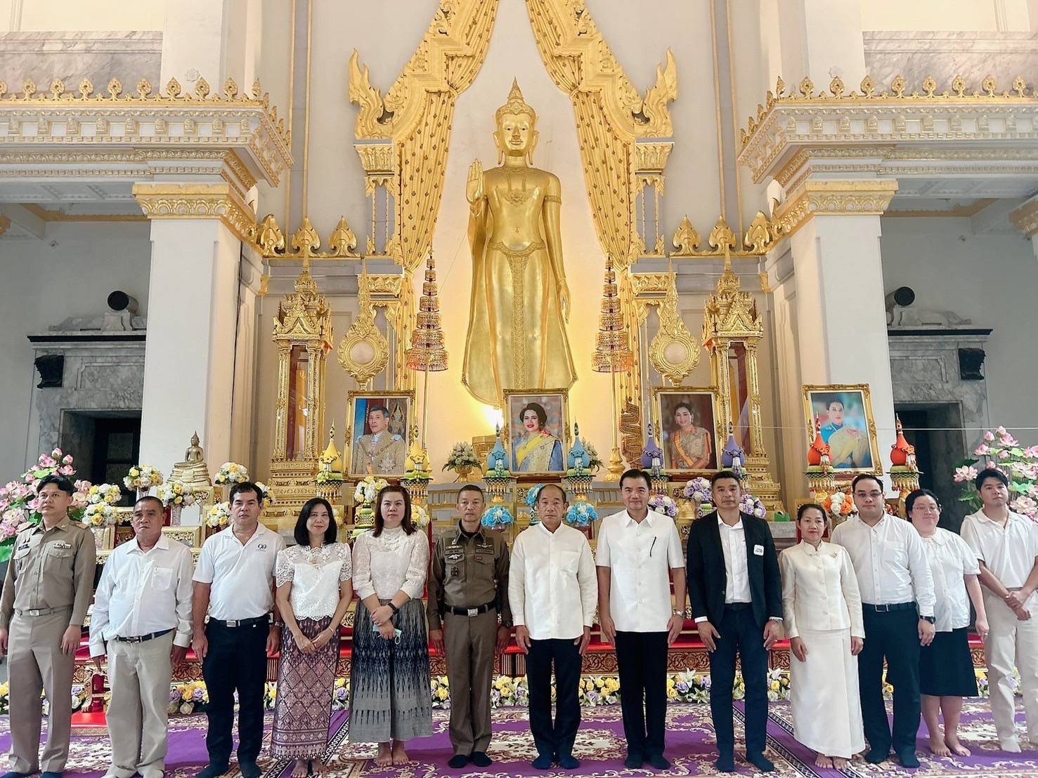 หอการค้าจังหวัดฉะเชิงเทรา ร่วมพิธีเจริญพระพุทธมนต์ เจริญจิตตภาวนา เฉลิมพระเกียรติถวายพระพรชัยมงคลแด่ พระบาทสมเด็จพระเจ้าอยู่หัว และพระบรมวงศานุวงศ์ทุกพระองค์ เนื่องในโอกาสมหามงคลเฉลิมพระชนมพรรษา 6 รอบ 28 กรกฎาคม 2567 วันพฤหัสบดีที่ 28 มีนาคม 2567 เวลา 16.