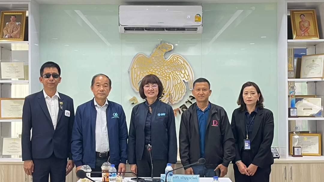 วันพุธที่ 28 กุมภาพันธ์ 2567 เวลา 9.30 น. นายจิตรกร เผด็จศึก ประธานหอการค้า ร่วมประชุมหารือแลกเปลี่ยนความคิดเห็นในภารกิจกับผู้ตรวจราชการกระทรวงการคลัง รวมกับนางสาวศุกร์ศิริ อภิญญานุวัฒน์ ณ ห้องประชุมสำนักงานคลังจังหวัดฉะเชิงเทรา