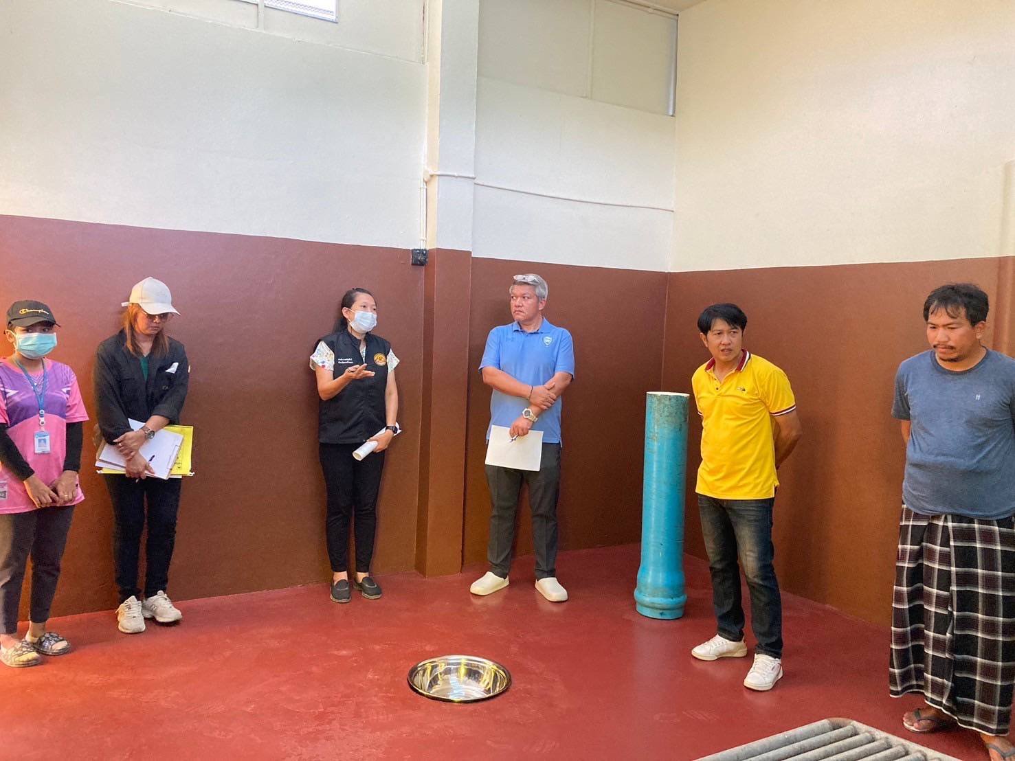 วันพุธที่ 3 เมษายน 2567 เวลา 10:00 น. นายจอมพงษ์ ชูทับทิม เลขาธิการหอการค้าฯ ร่วมตรวจประเมินโรงฆ่าสัตว์เพื่อประกอบการพิจารณาขอรับใบอนุญาตและต่อใบอนุญาตประกอบกิจการค้าสัตว์ ณ อำเภอบางน้ำเปรี้ยว