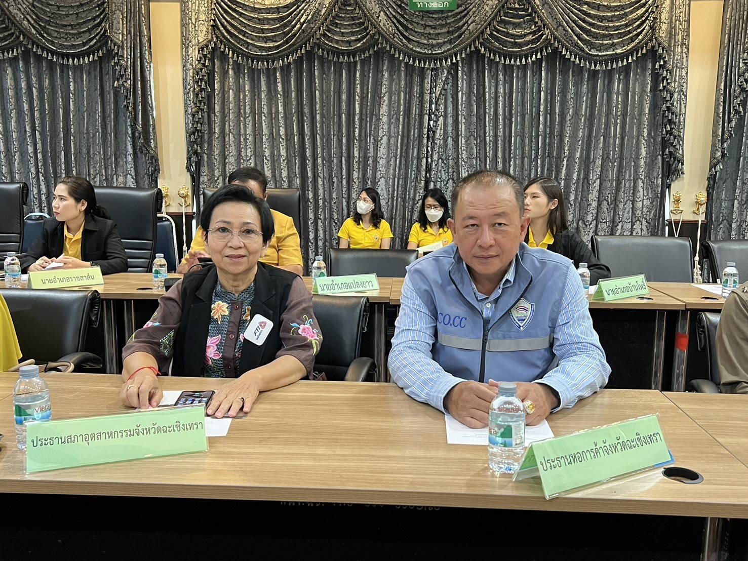 วันจันทร์ที่ 17 มิถุนายน 2567 เวลา 10.00 น. น. นายทนงศักดิ์ ทรัพย์เฟื่องฟู กรรมการหอการค้าฯ ร่วมประชุมชี้แจงนโยบาย หลักเกณฑ์ และวิธีการจัดทำแผนปฏิบัติราชการประจำปีของ จังหวัดและ กลุ่มจังหวัด ประจำปีงบประมาณ พ.ศ.2569 ณ ห้องประชุมพระยาศรีสุนทรโวหาร ชั้น 1 ศ