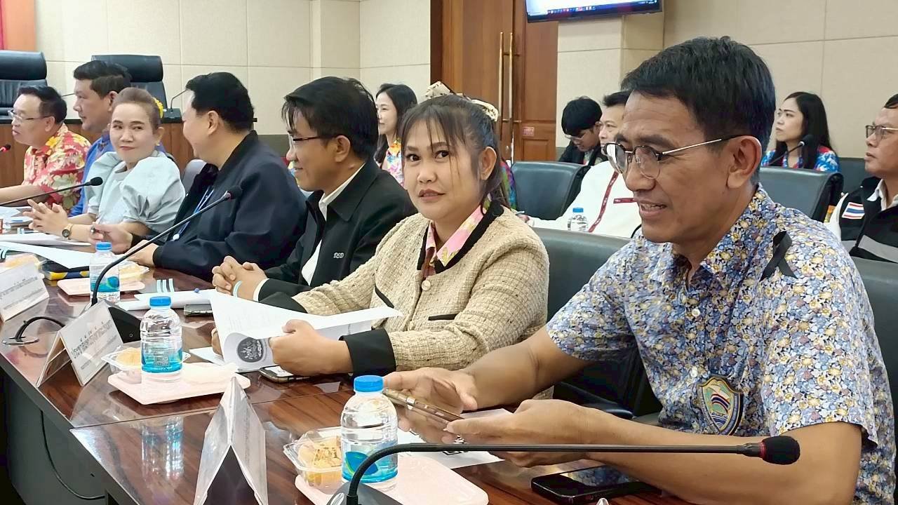 นายยุทธนา มาตเจือ ประธานหอการค้าฯ ร่วมประชุมคณะกรรมการจัดงานวันแรงงานแห่งชาติจังหวัดฉะเชิงเทราประจำปีงบประมาณ 2569 ครั้งที่ 1/2569 ในวันพฤหัสบดีที่ 9 เมษายน 2569 เวลา 13.00 -16.30 น.ณ ห้องประชุมมรุพงษ์ศิริพัฒน์ชั้น 4 ศาลากลางจังหวัดฉะเชิงเทรา
