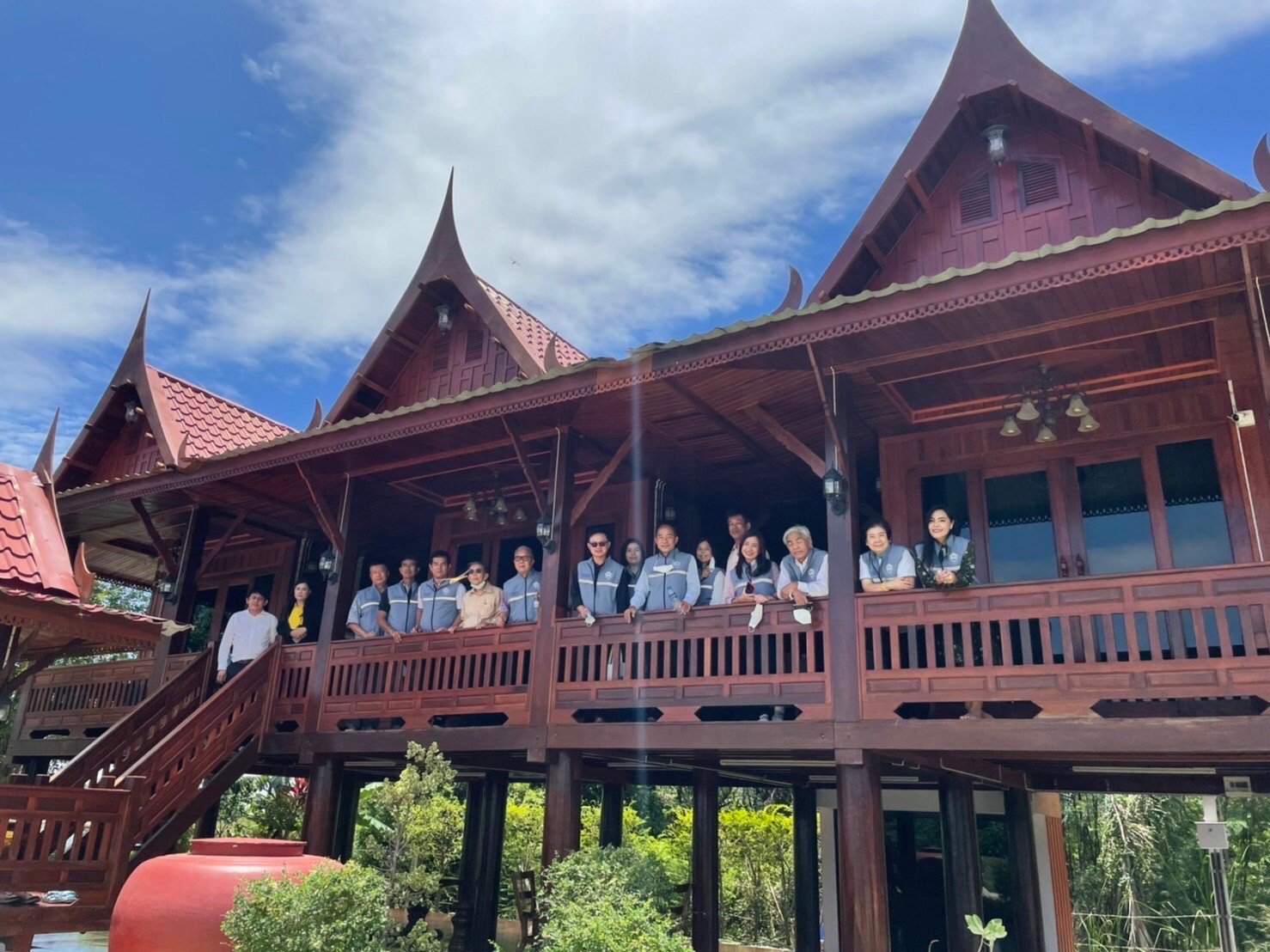 เยี่ยมชมสถานที่ บ้านสวนเรือนไทย และ บ. แสนภูดาษ เฮลท์คลับ แอนด์ ทรีทเมนท์ จำกัด เยี่ยมชมสถานที่ บ้านสวนเรือนไทย และ บ. แสนภูดาษ เฮลท์คลับ แอนด์ ทรีทเมนท์ จำกัด