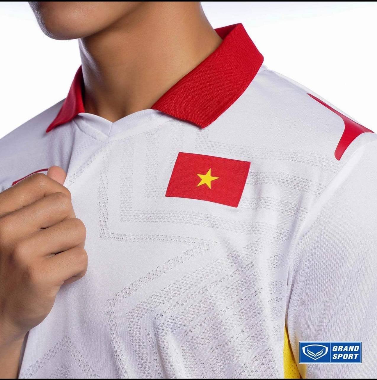 2021 22 Vietnam National Team Genuine Official Football Soccer Jersey 2021-22-vietnam-national-team-genuine-official-football-soccer-jersey