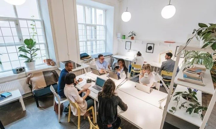 5 วิธีสร้างสรรค์สำนักงานอย่างไร ให้ไฟในการทำงานลุกโชน 5 วิธีสร้างสรรค์สำนักงานอย่างไร ให้ไฟในการทำงานลุกโชน