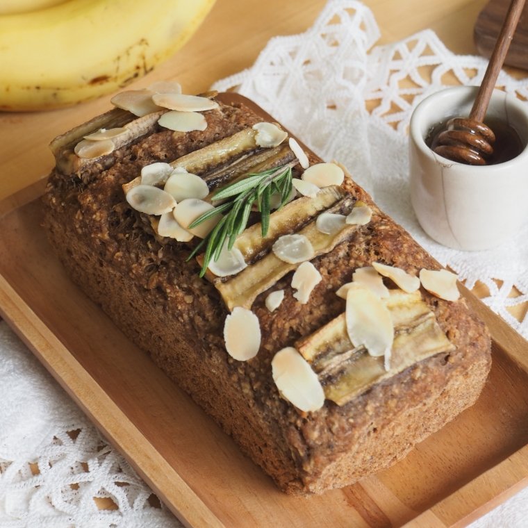 Vegan Oatmeal Banana Bread ขนมปังกล้วยหอมข้าวโอ๊ตเจ