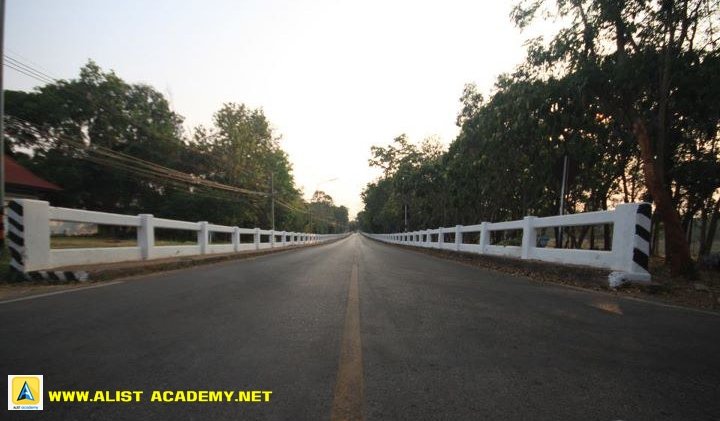 รอบรั้ว ม ขอนแก่น "ตำนานสะพานขาว" รอบรั้ว ม ขอนแก่น "ตำนานสะพานขาว"