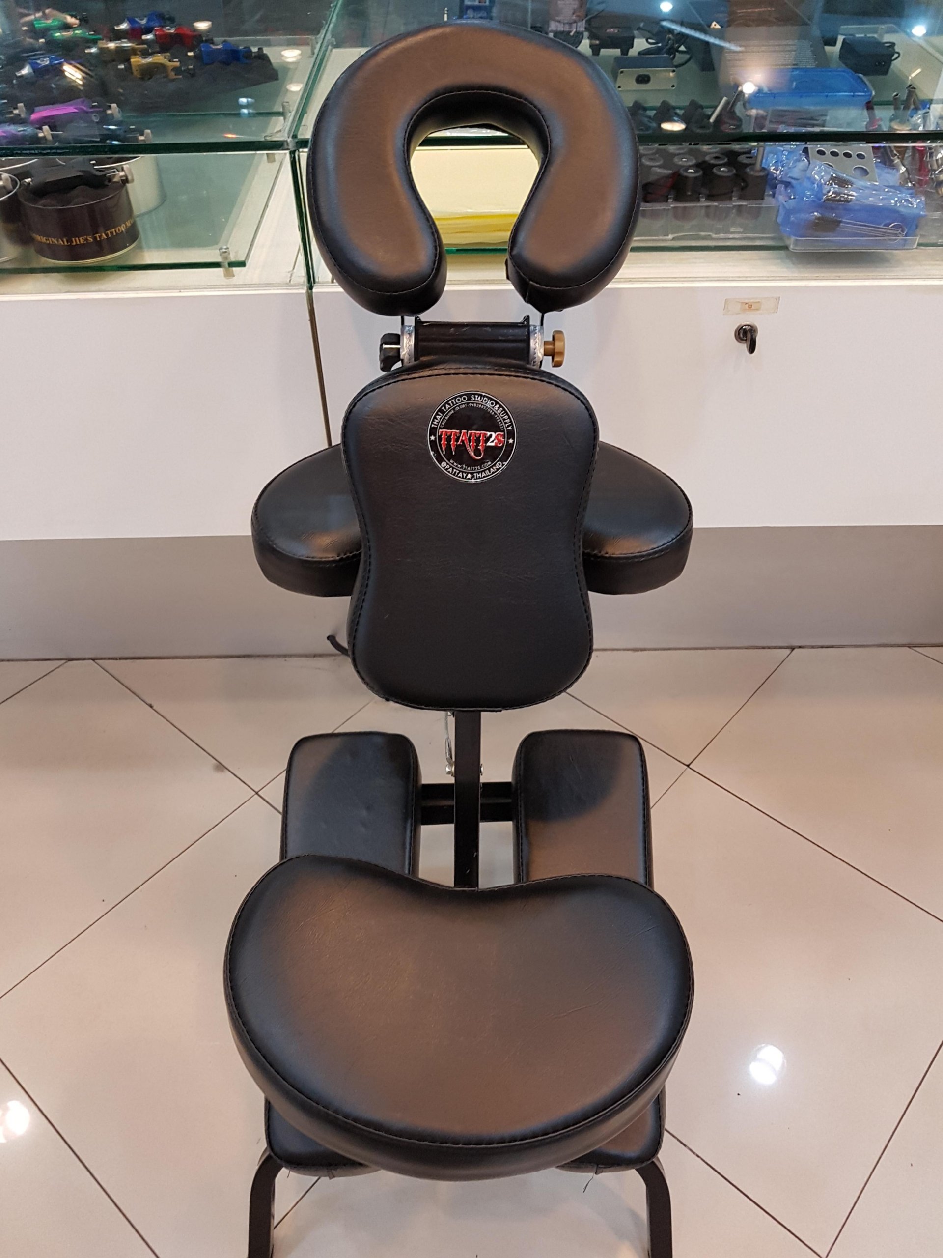Black MS + SS Hydraulic Tattoo Chair, For Professional at Rs 28500/piece in  Jaipur