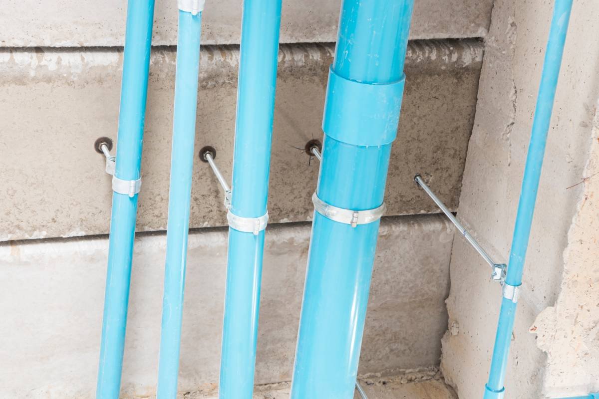 ติดตั้งไพพ์แฮงเกอร์ 8 นิ้ว