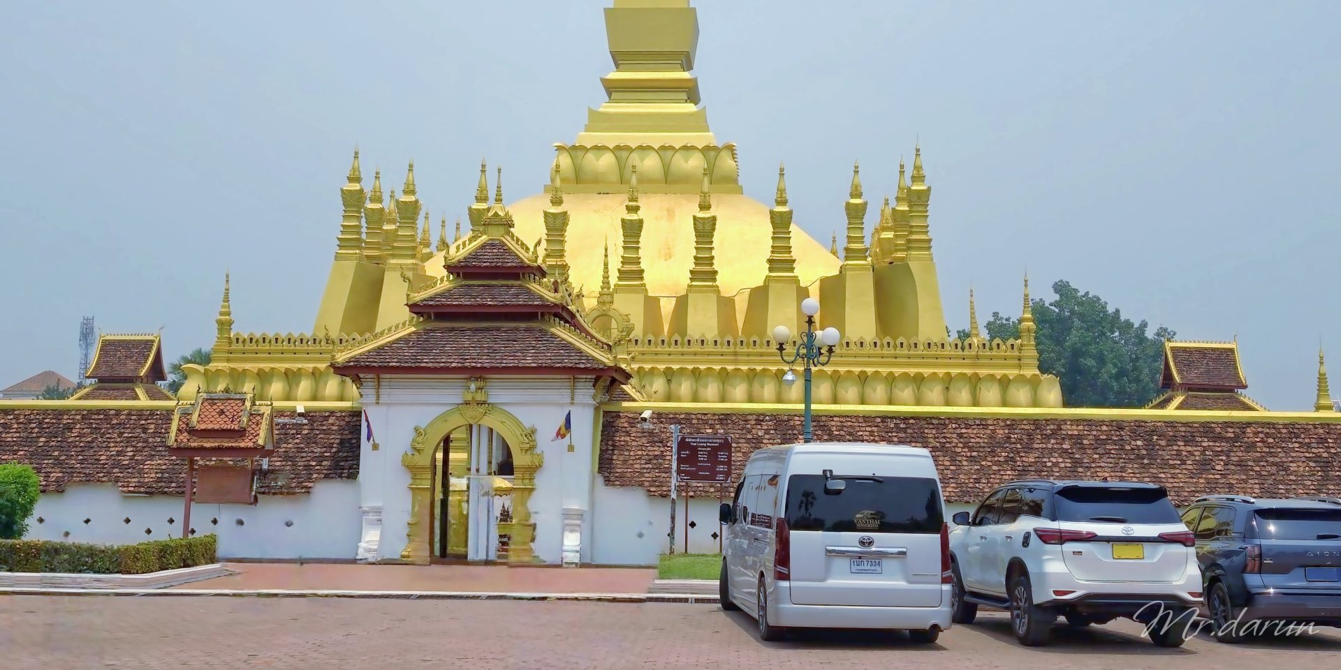 วัดพระธาตุหลวง เวียงจันทน์ ลาว