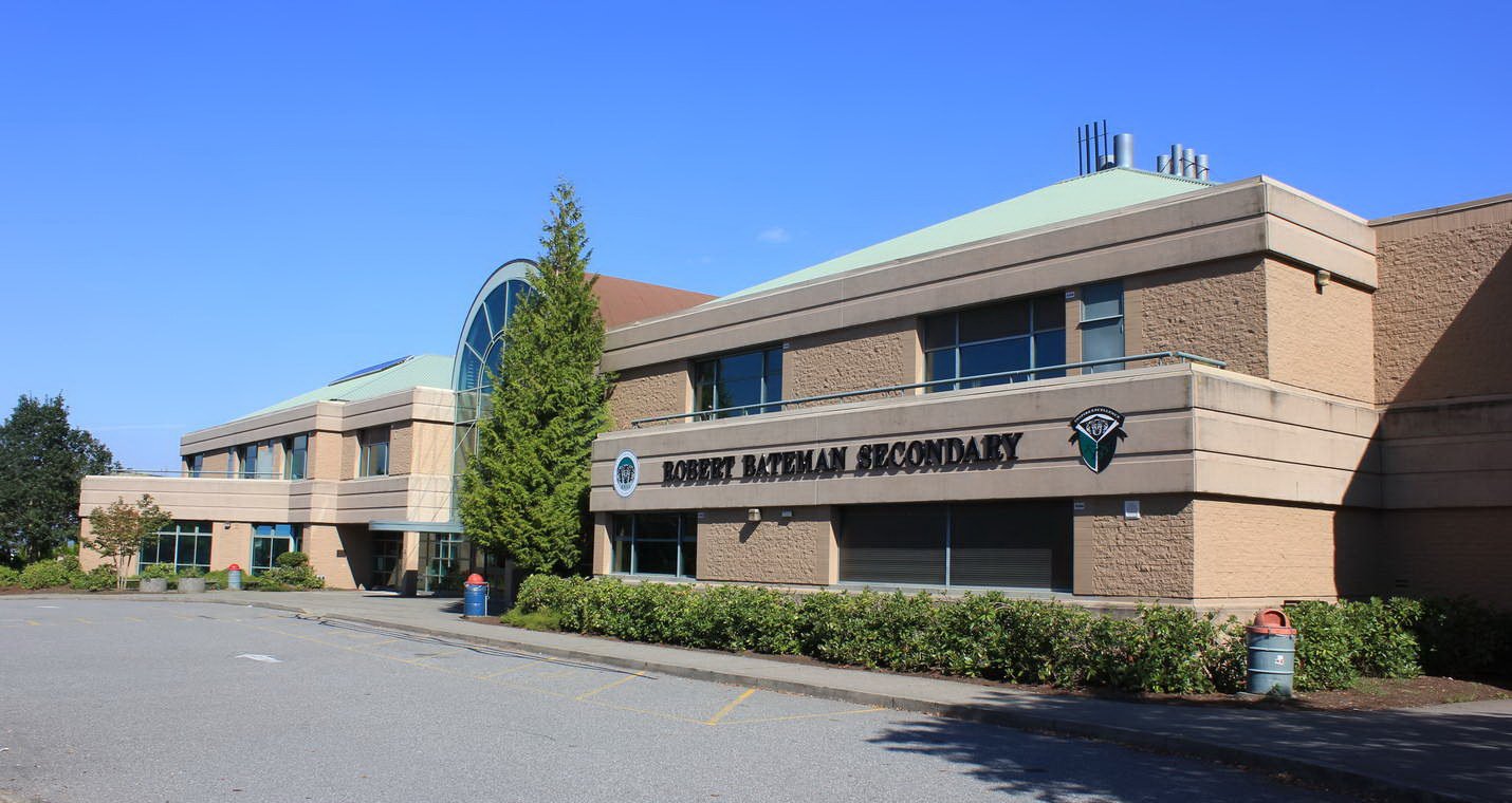 มัธยมเเคนาดา_Study_in_Canada_เรียนต่อแคนาดา_Abbotsford_School_District_robert_bateman_secondary_school มัธยมเเคนาดา_Study_in_Canada_เรียนต่อแคนาดา_Abbotsford_School_District_robert_bateman_secondary_school