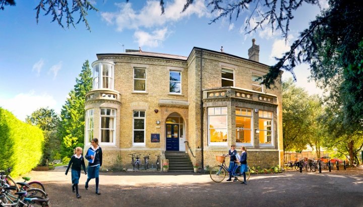 เรียนต่ออังกฤษ_มัธยมอังกฤษ_โรงเรียนประจำอังกฤษ_St_Mary_Cambridge เรียนต่ออังกฤษ_มัธยมอังกฤษ_โรงเรียนประจำอังกฤษ_St_Mary_Cambridge