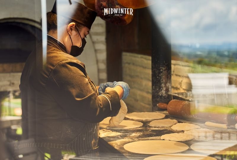 ็Happiness derives from our chef’s aspiration and attentiveness in food preparations ็Happiness derives from our chef’s aspiration and attentiveness in food preparations