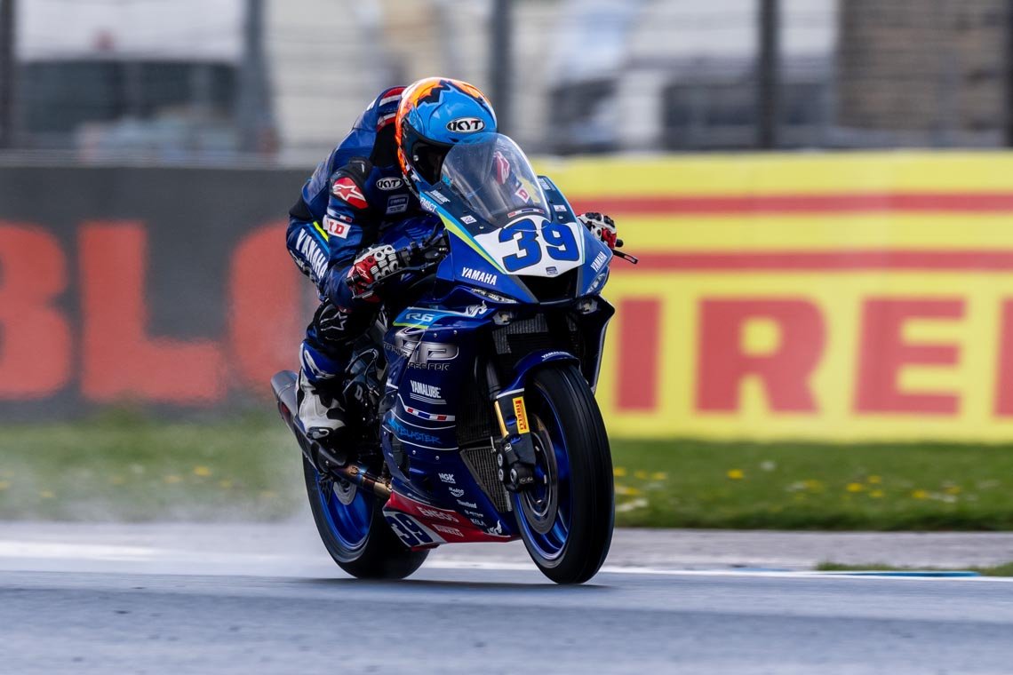 "ทีมไทย" เดินหน้าเก็บแต้ม "เวิลด์ ซูเปอร์สปอร์ต" สนาม 3 "ตี-อนุภาพ" ซิวท็อป 15 "ไอเดีย-กฤตภัทร" พัฒนาการเยี่ยม "ทีมไทย" เดินหน้าเก็บแต้ม "เวิลด์ ซูเปอร์สปอร์ต" สนาม 3 "ตี-อนุภาพ" ซิวท็อป 15 "ไอเดีย-กฤตภัทร" พัฒนาการเยี่ยม